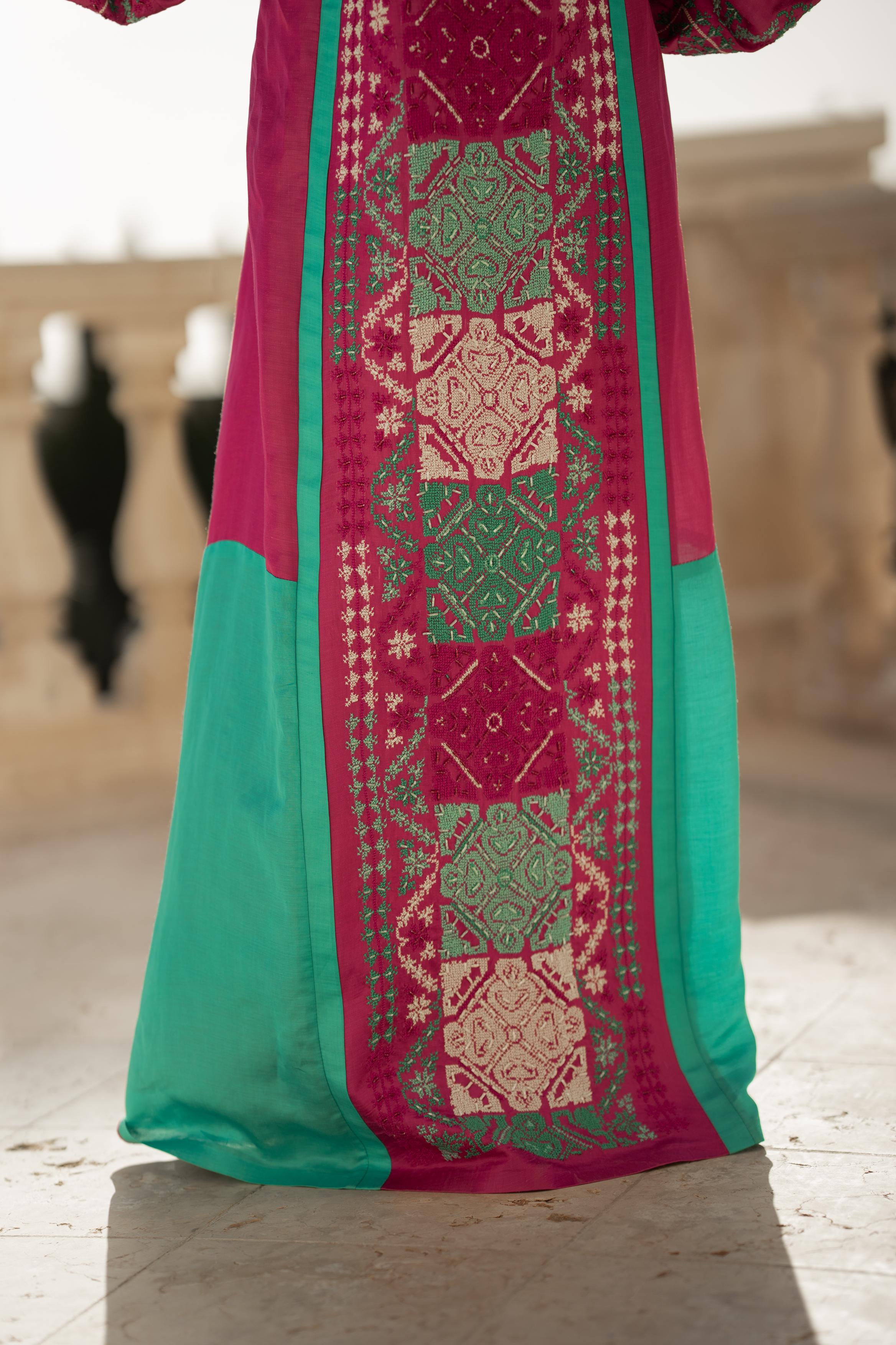 Ard Caftan-Lily