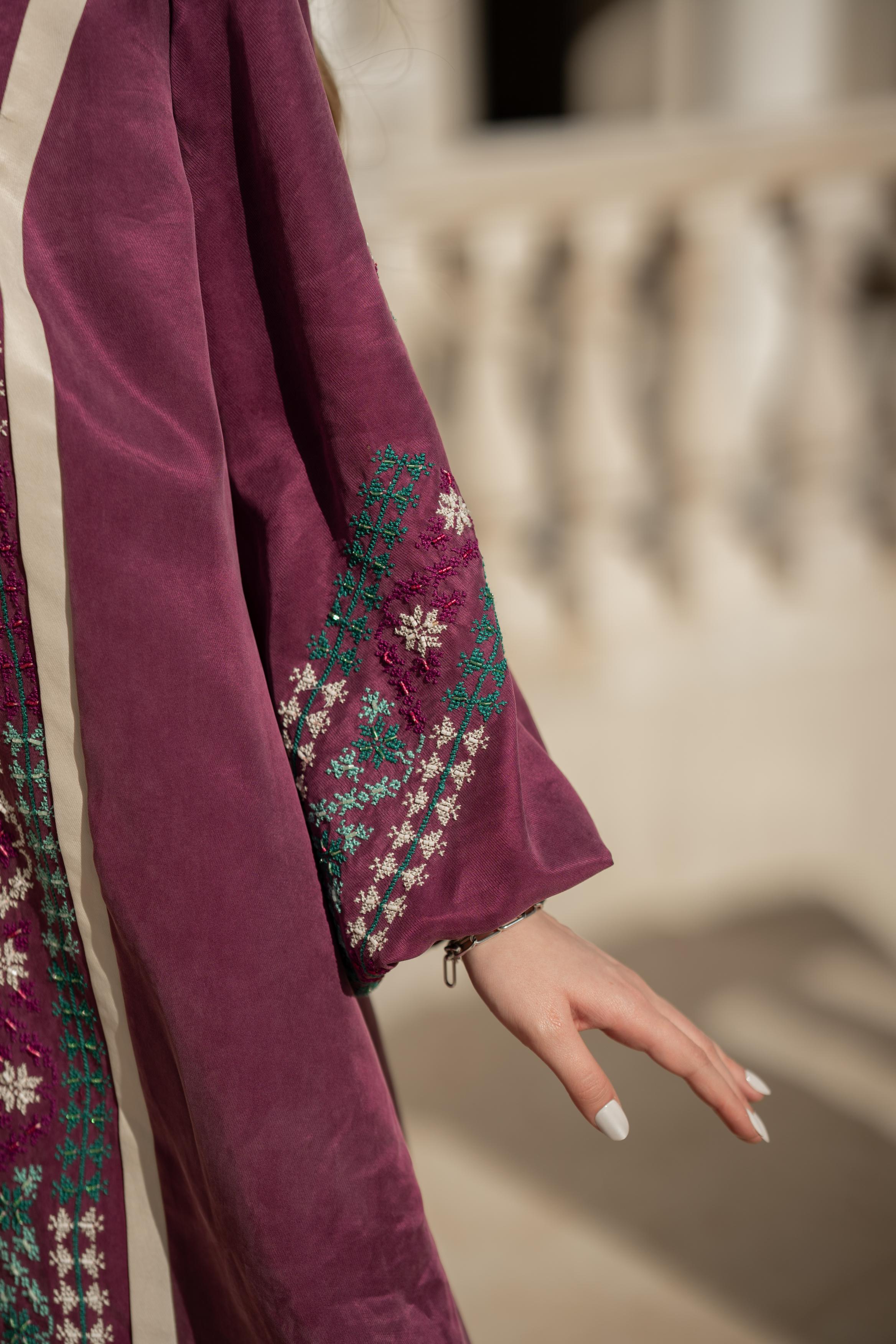 Ard Caftan-Cherry