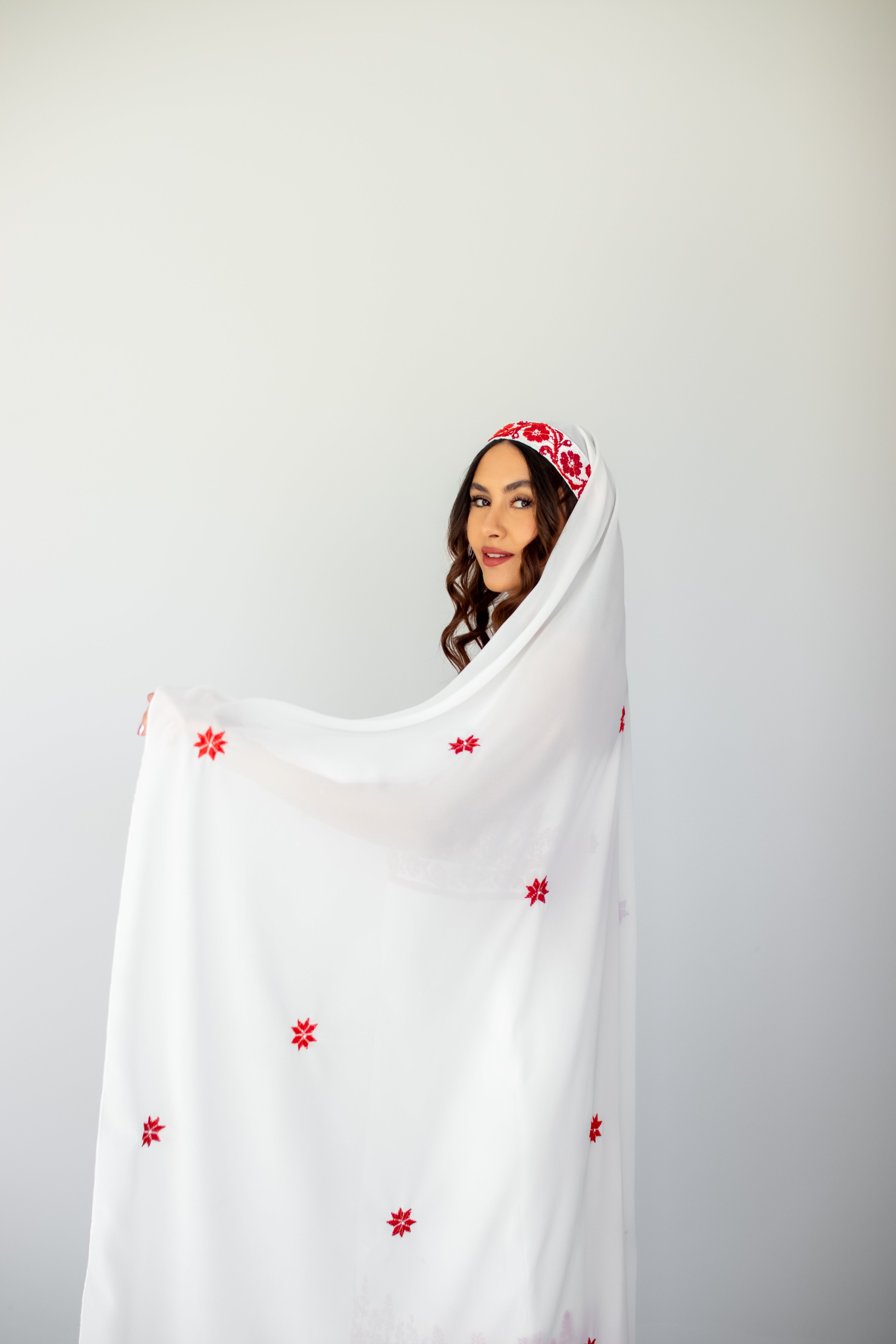 Fostan Al Saru- Red