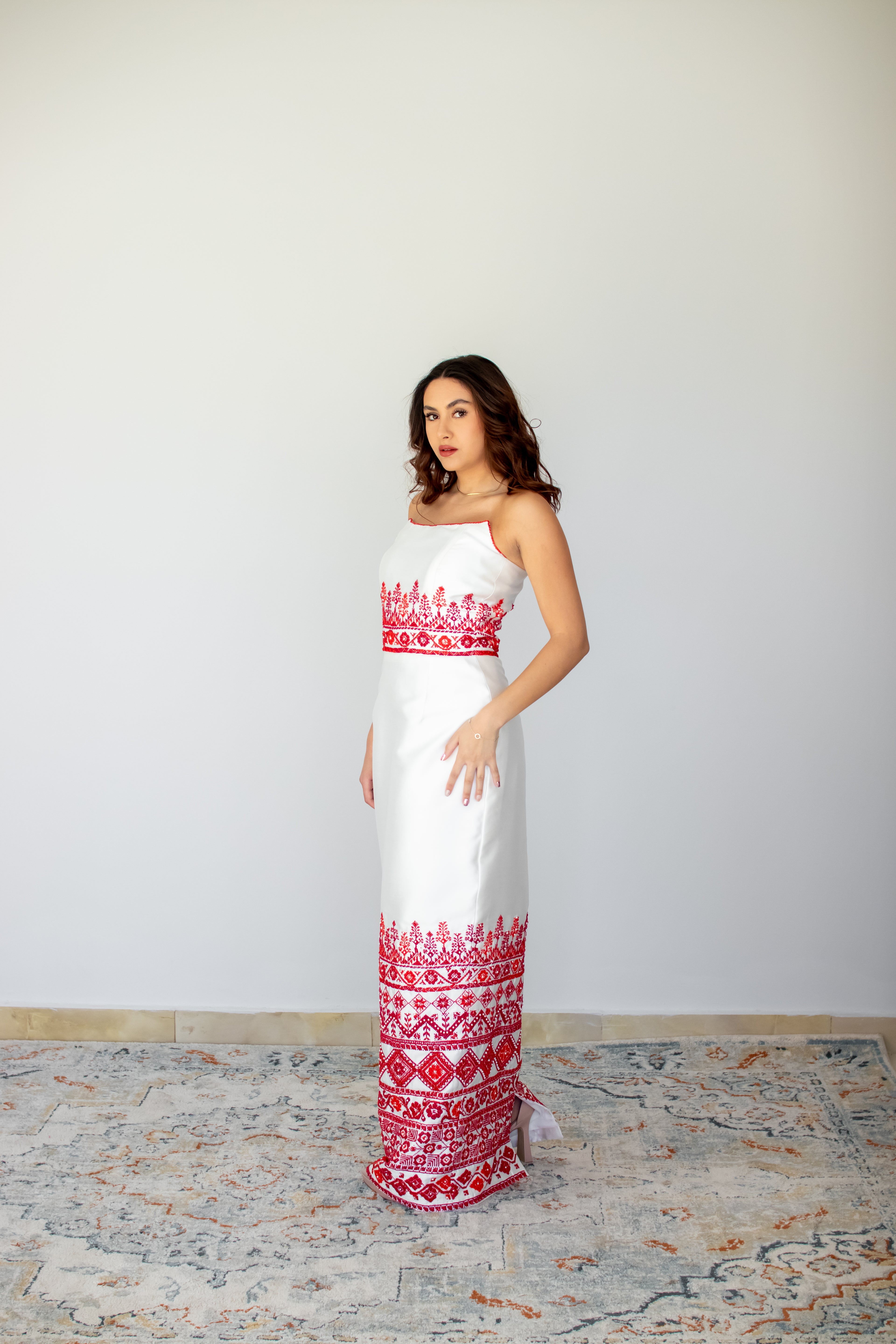 Fostan Al Saru- Red