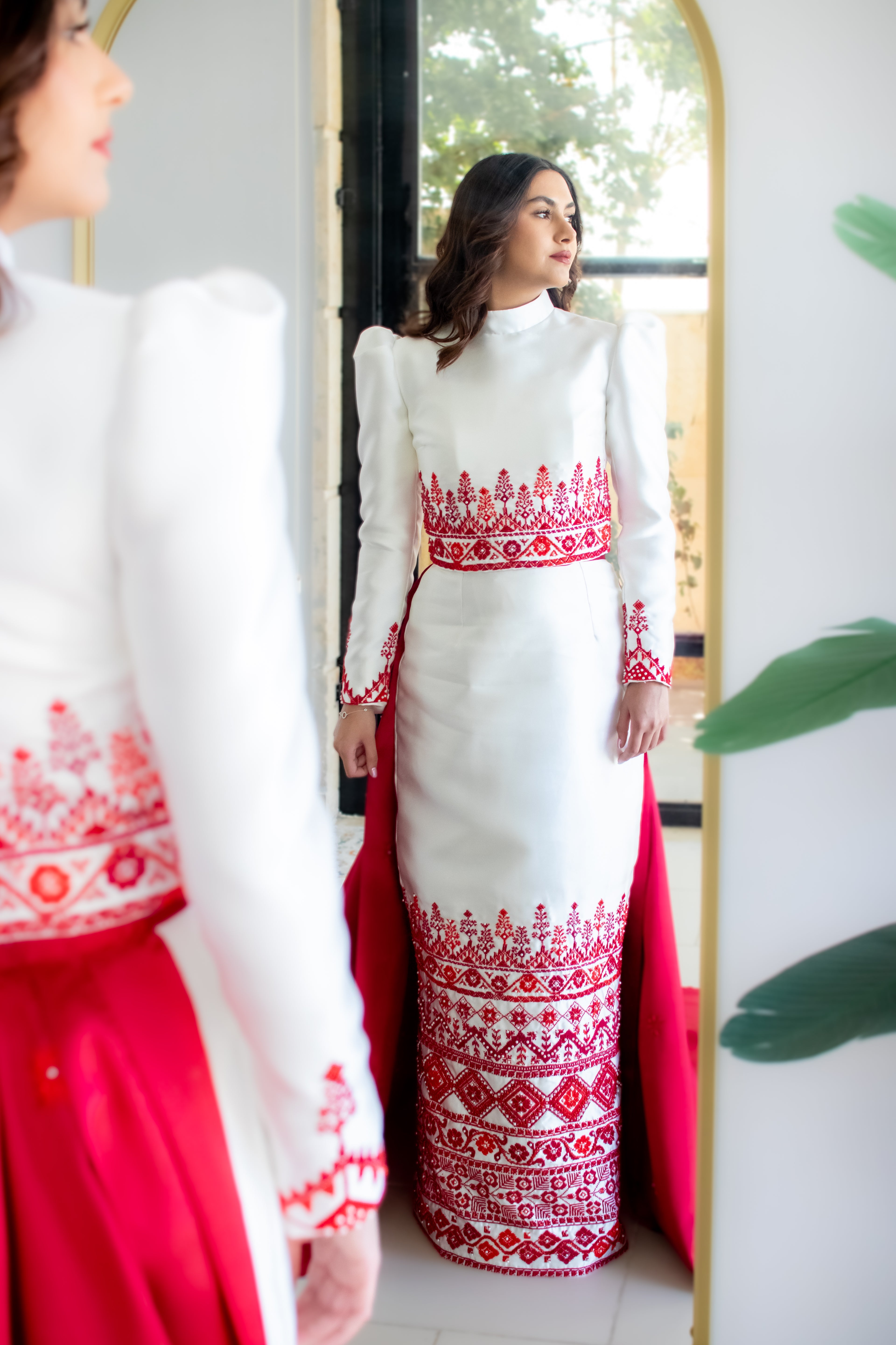 Fostan Al Saru- Red