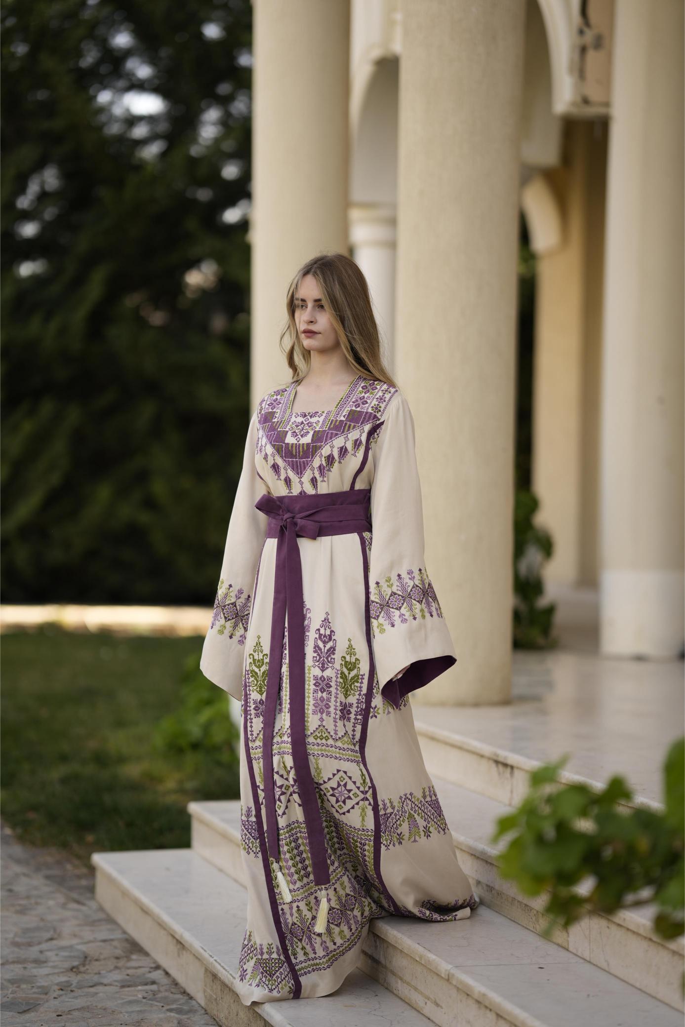 Thobe Yafa- Beige