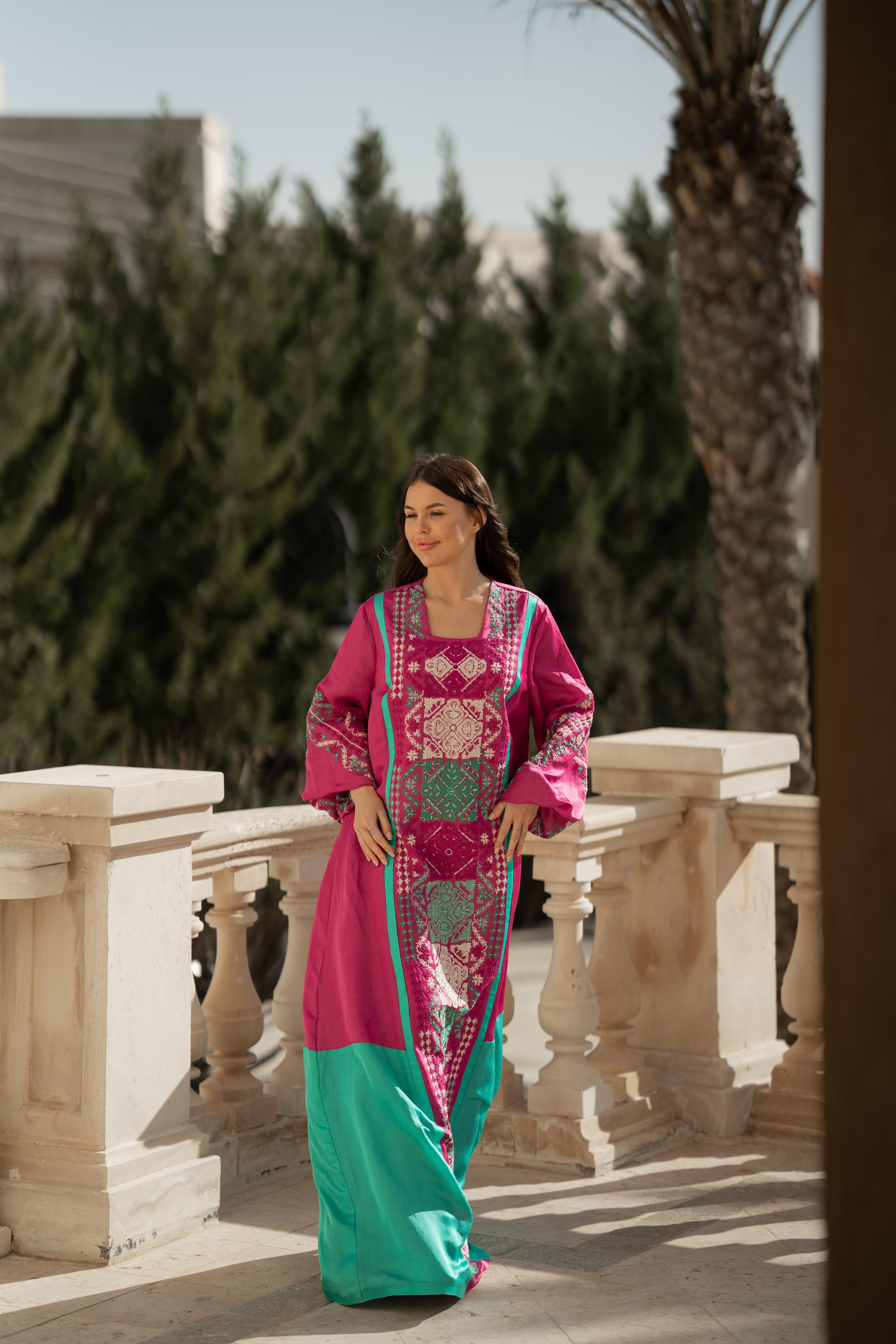 Ard Caftan-Lily