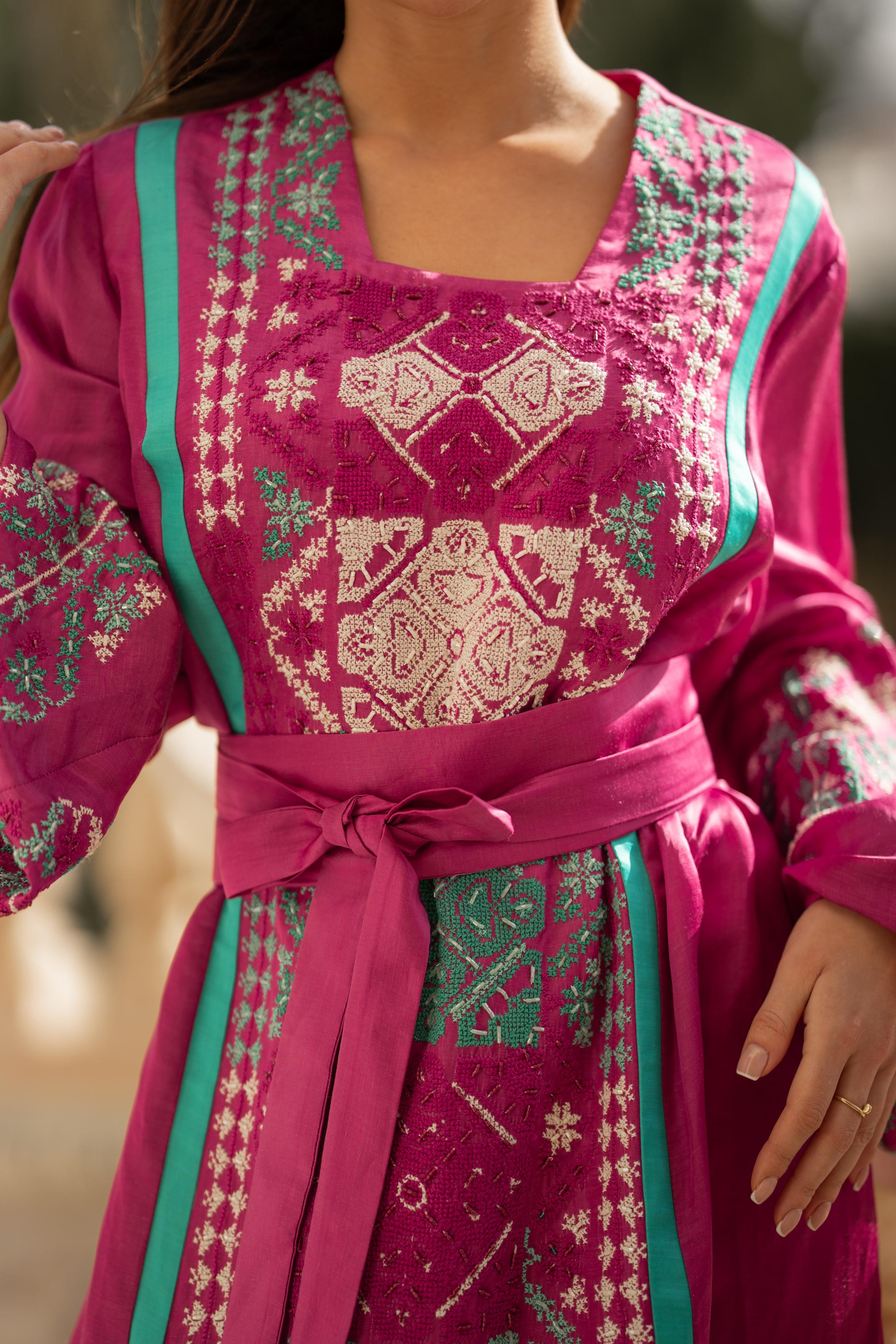 Ard Caftan-Lily